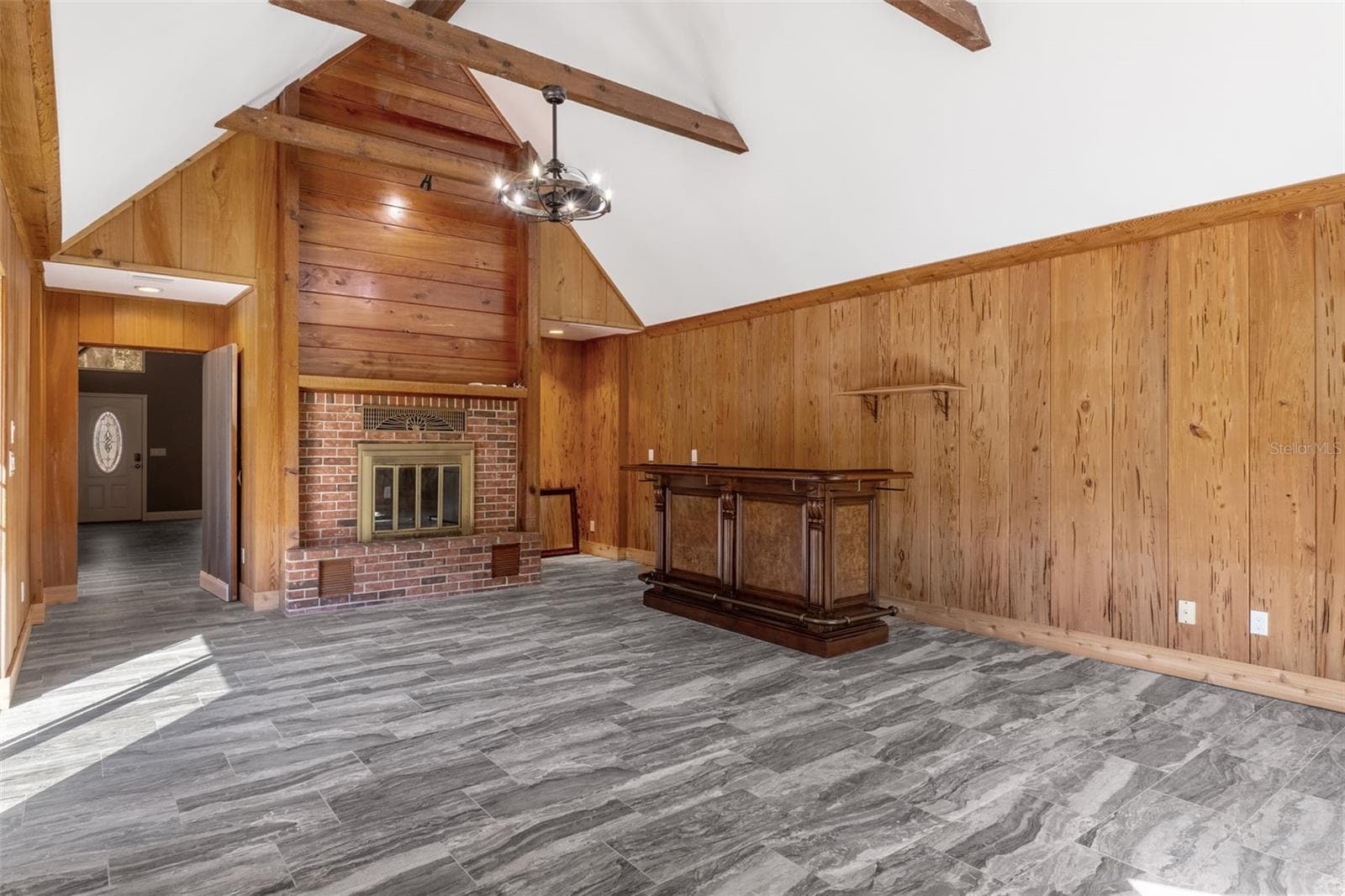 Family room/man cave - 11870 W RIVERHAVEN DR, HOMOSASSA