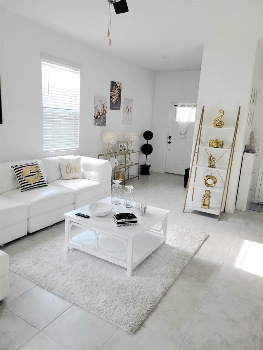Townhouse at 5131 FORUM BLVD, HOLIDAY, photo 5 of 13