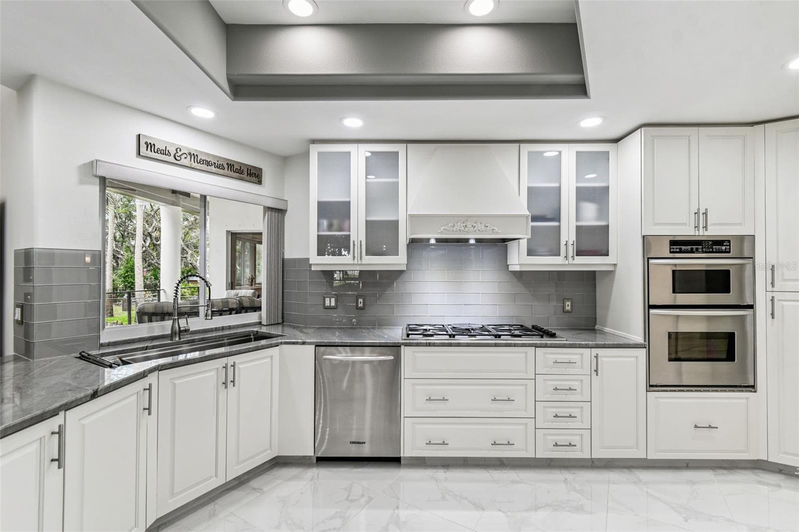 Single Family Residence at 1705 MEYERS COVE DR, TARPON SPRINGS, photo 16 of 79