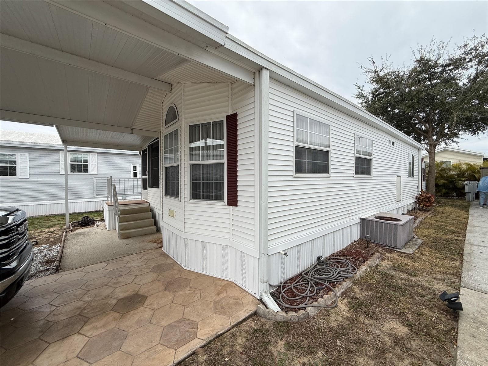 Manufactured Home at 231 ST GEORGE DR, DAVENPORT, photo 5 of 21