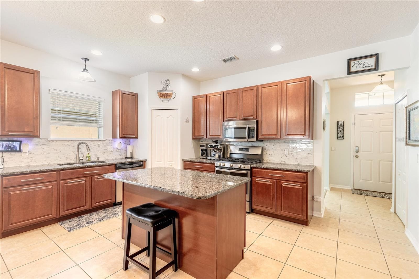 Single Family Residence at 3968 SUNSET COVE DR, PORT ORANGE, photo 10 of 39