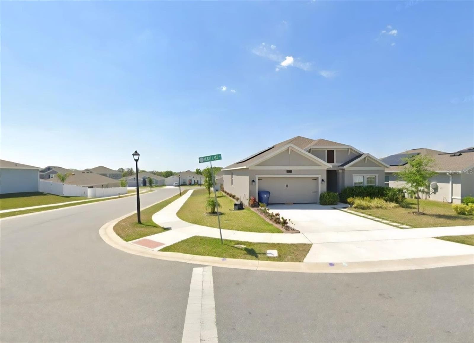 1929 HEART LAKE DR