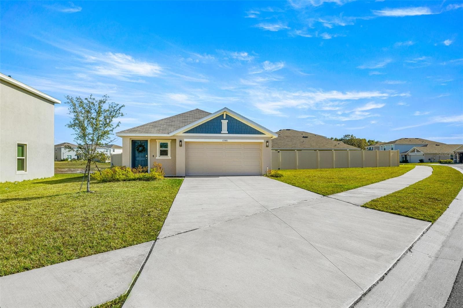 Single Family Residence at 13581 MOUNT IVY CT, DADE CITY, photo 7 of 55