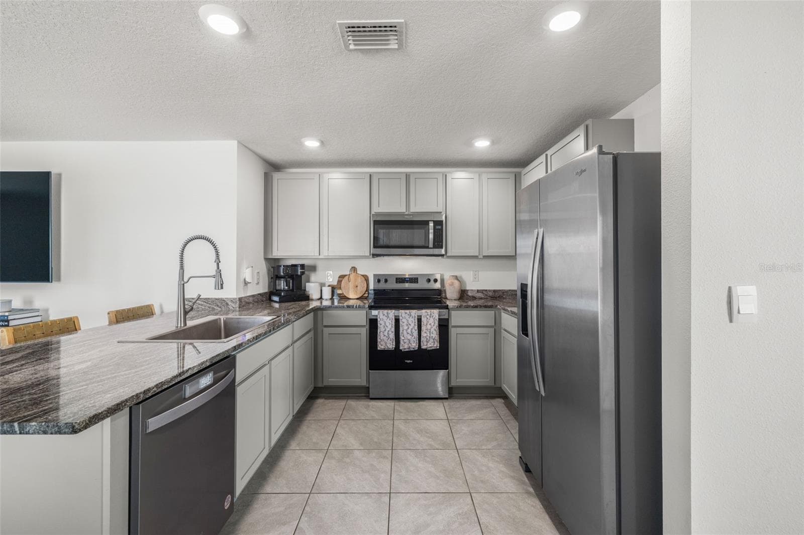 Single Family Residence at 13581 MOUNT IVY CT, DADE CITY, photo 21 of 55