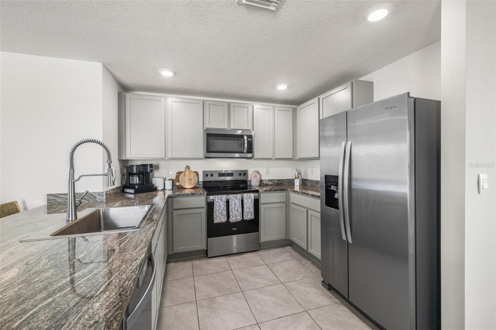 Single Family Residence at 13581 MOUNT IVY CT, DADE CITY, photo 22 of 55
