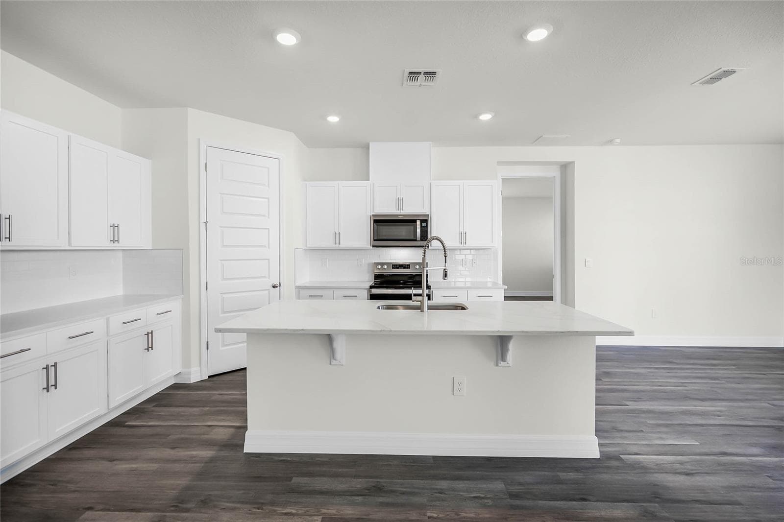 Single Family Residence at 5231 LIGONBERRY ST, LAKELAND, photo 6 of 30