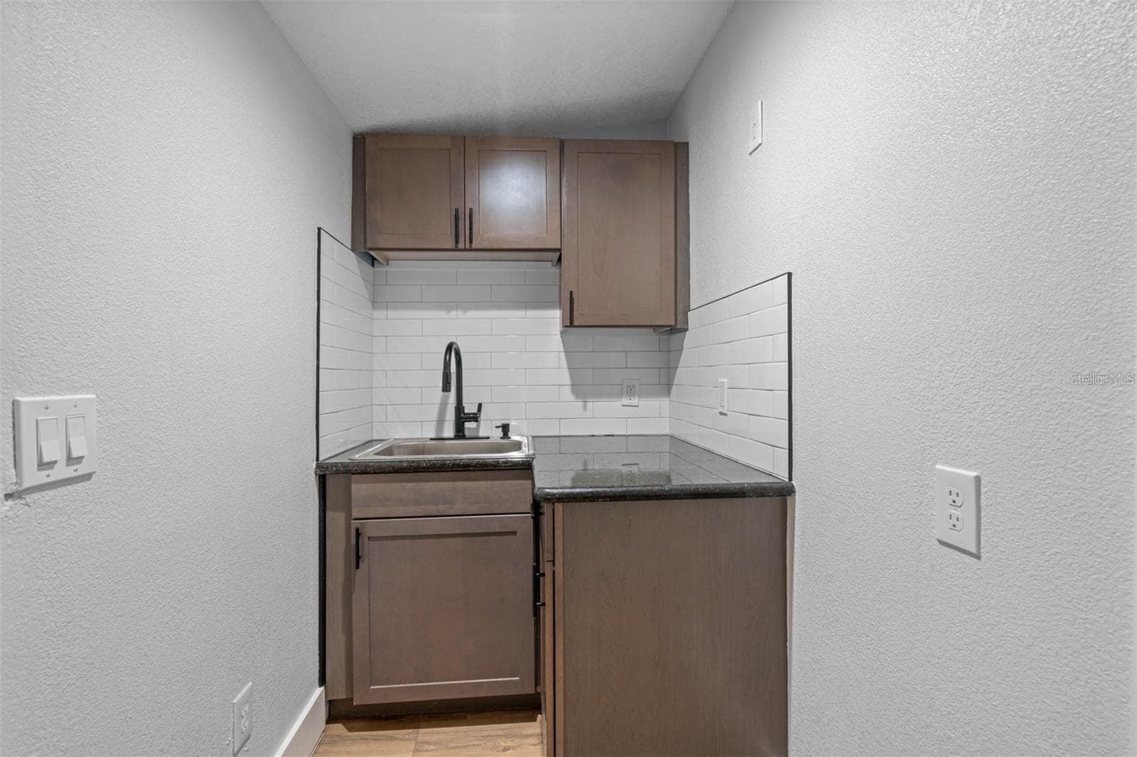 Single Family Residence at 11115 STAFFORD LN, RIVERVIEW, photo 33 of 40