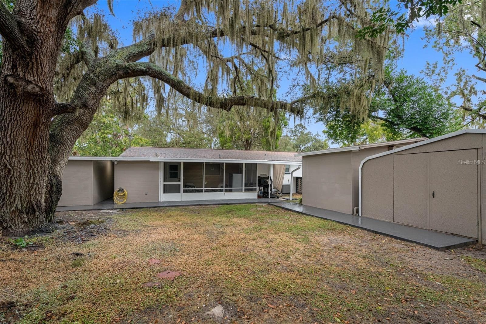 Single Family Residence at 11115 STAFFORD LN, RIVERVIEW, photo 38 of 40