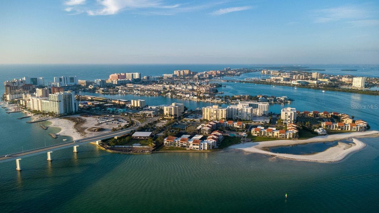 Condominium at 830 S GULFVIEW BLVD #502, CLEARWATER BEACH, photo 8 of 58