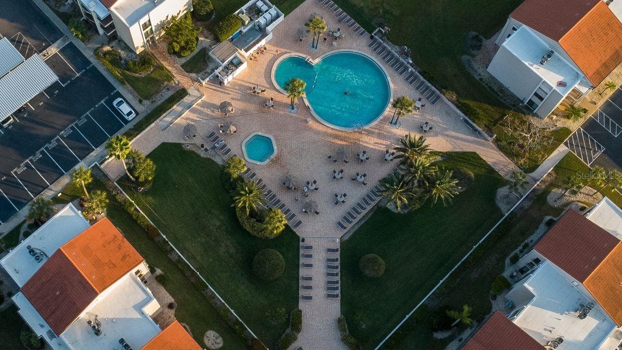 Condominium at 830 S GULFVIEW BLVD #502, CLEARWATER BEACH, photo 19 of 58