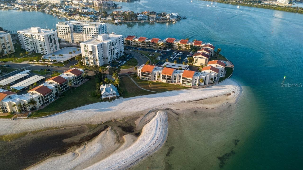 Condominium at 830 S GULFVIEW BLVD #502, CLEARWATER BEACH, photo 23 of 58