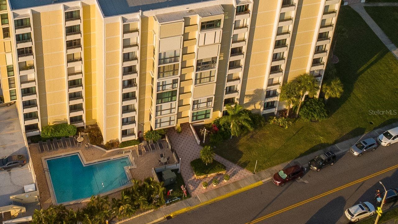 Condominium at 830 S GULFVIEW BLVD #502, CLEARWATER BEACH, photo 26 of 58