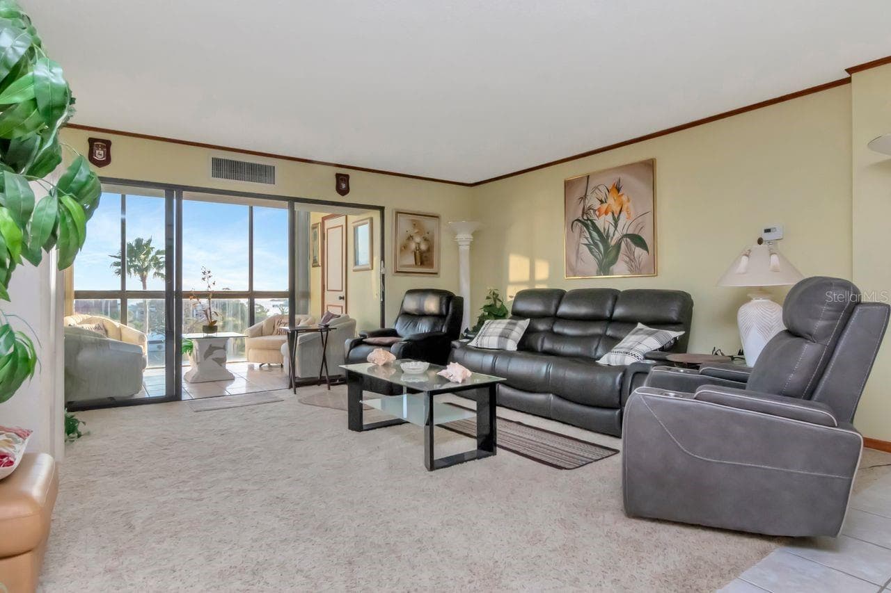 Condominium at 830 S GULFVIEW BLVD #502, CLEARWATER BEACH, photo 28 of 58