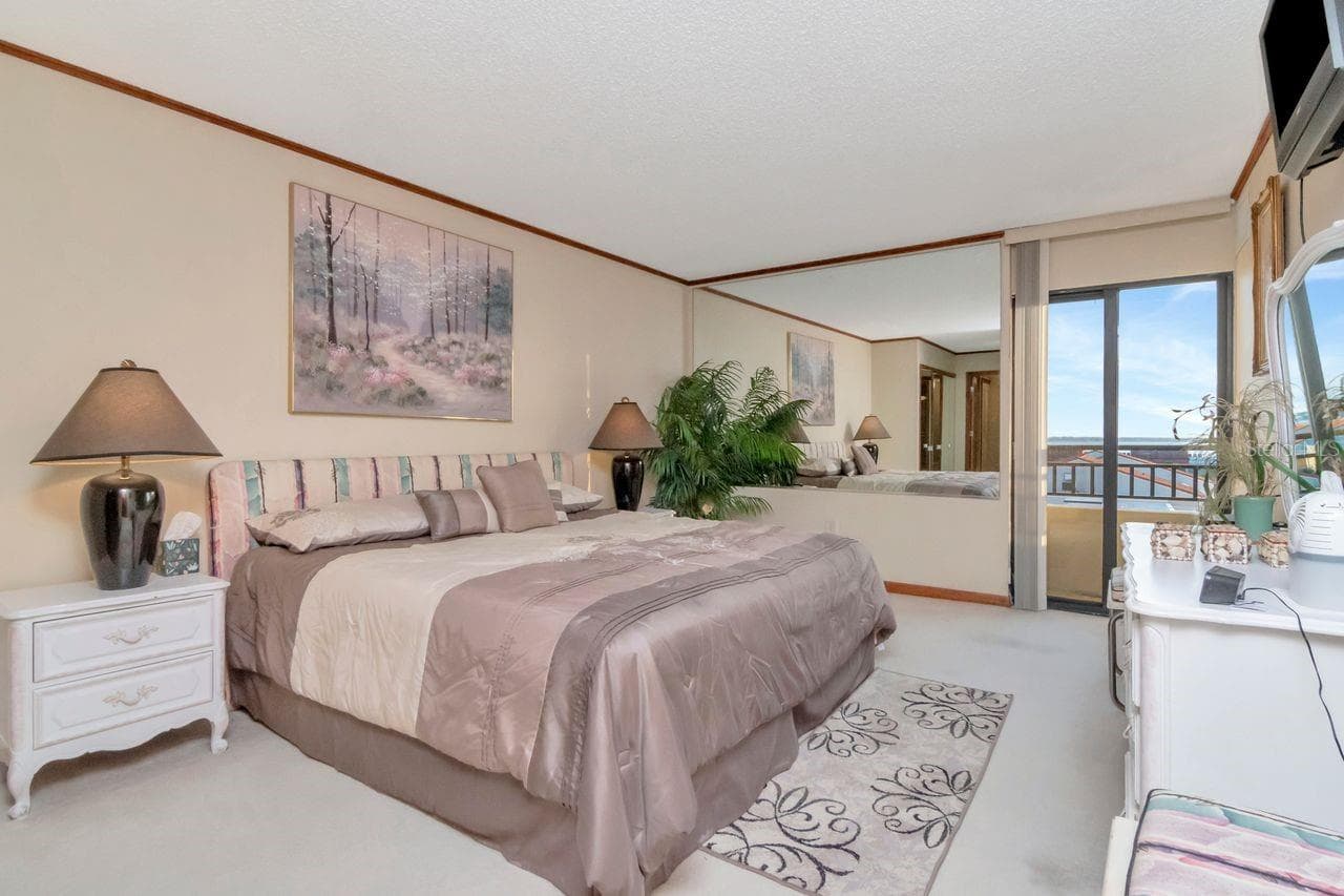 Condominium at 830 S GULFVIEW BLVD #502, CLEARWATER BEACH, photo 45 of 58