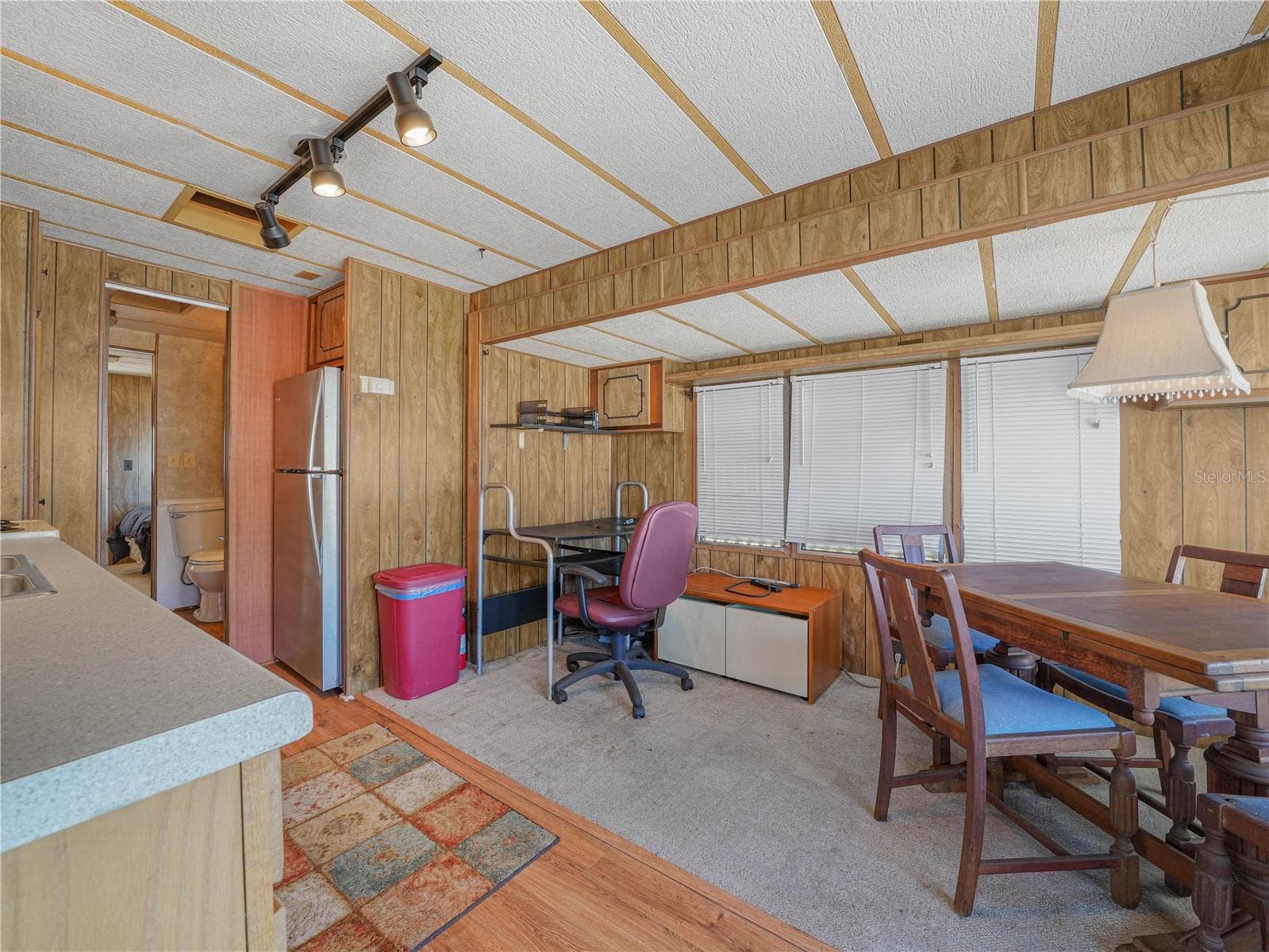 Manufactured Home at 31 STONEFLY CIR, LAKE WALES, photo 10 of 45