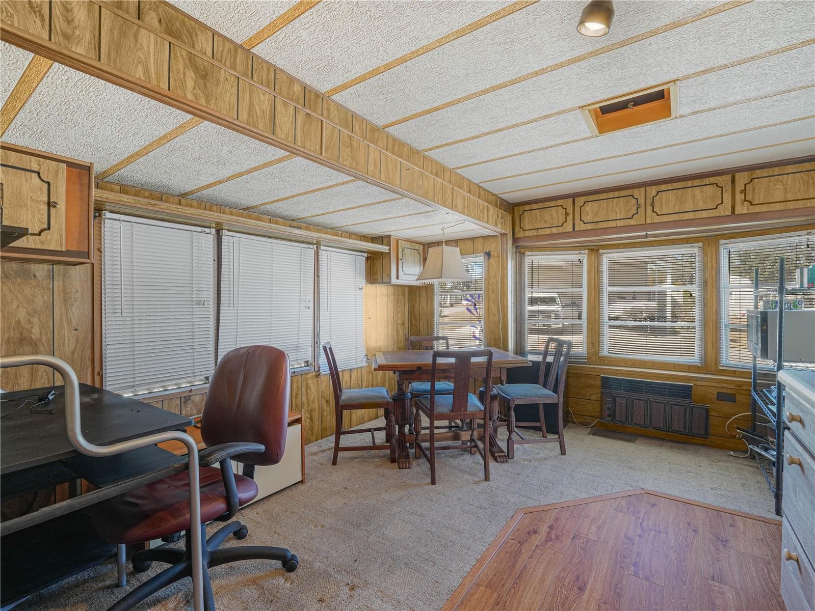 Manufactured Home at 31 STONEFLY CIR, LAKE WALES, photo 11 of 45