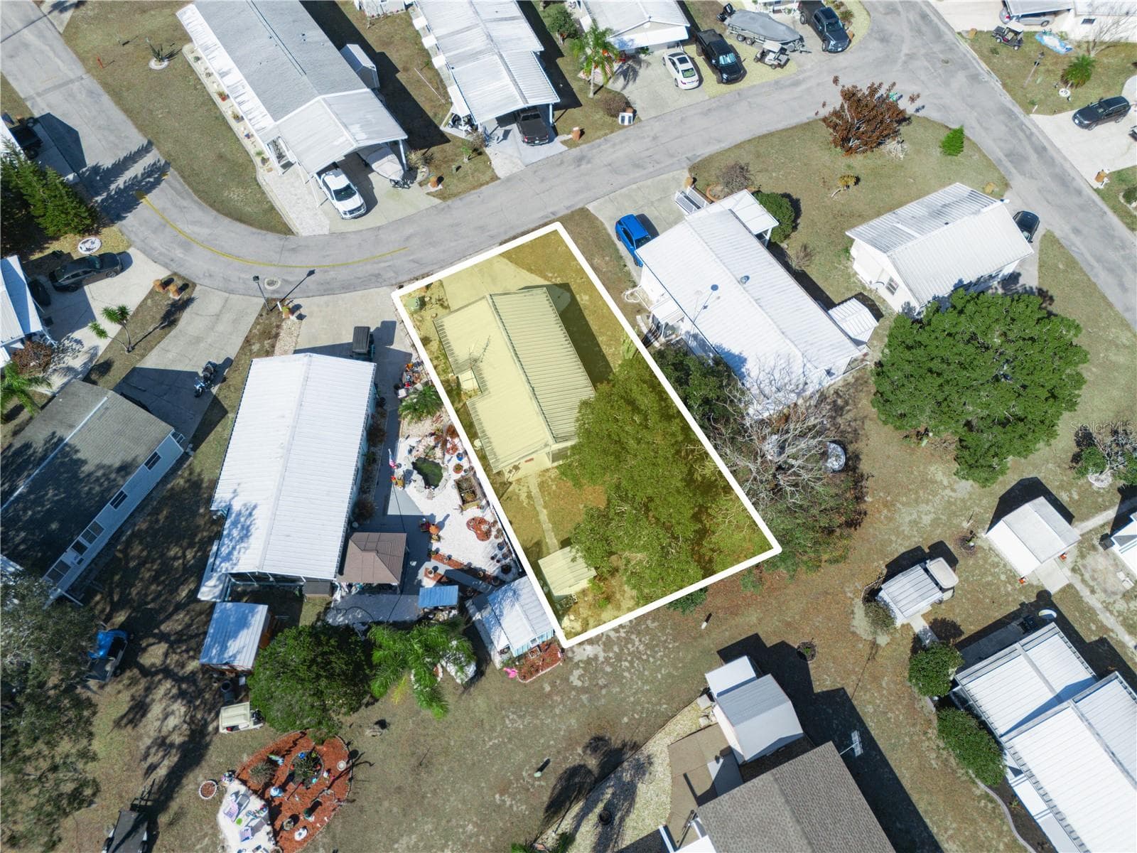 Manufactured Home at 31 STONEFLY CIR, LAKE WALES, photo 31 of 45