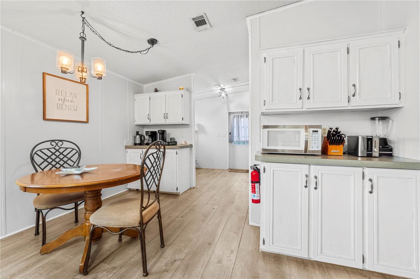 Manufactured Home at 6072 W PATRIOT ST, HOMOSASSA, photo 11 of 49
