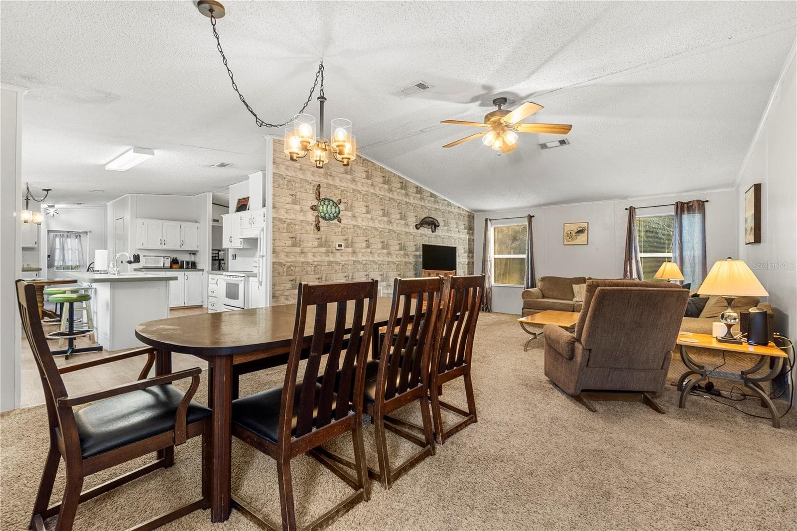 Manufactured Home at 6072 W PATRIOT ST, HOMOSASSA, photo 12 of 49