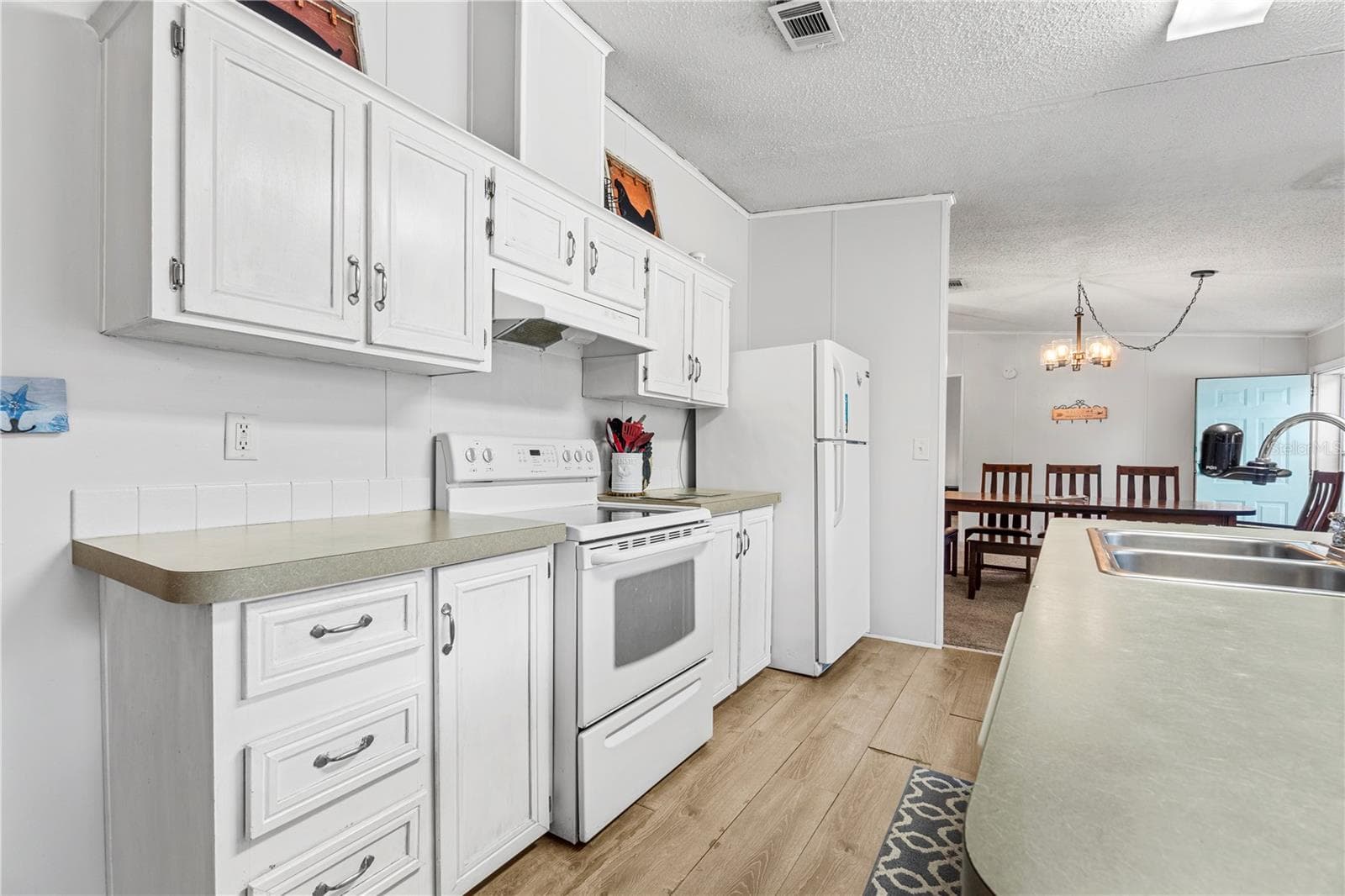Manufactured Home at 6072 W PATRIOT ST, HOMOSASSA, photo 16 of 49