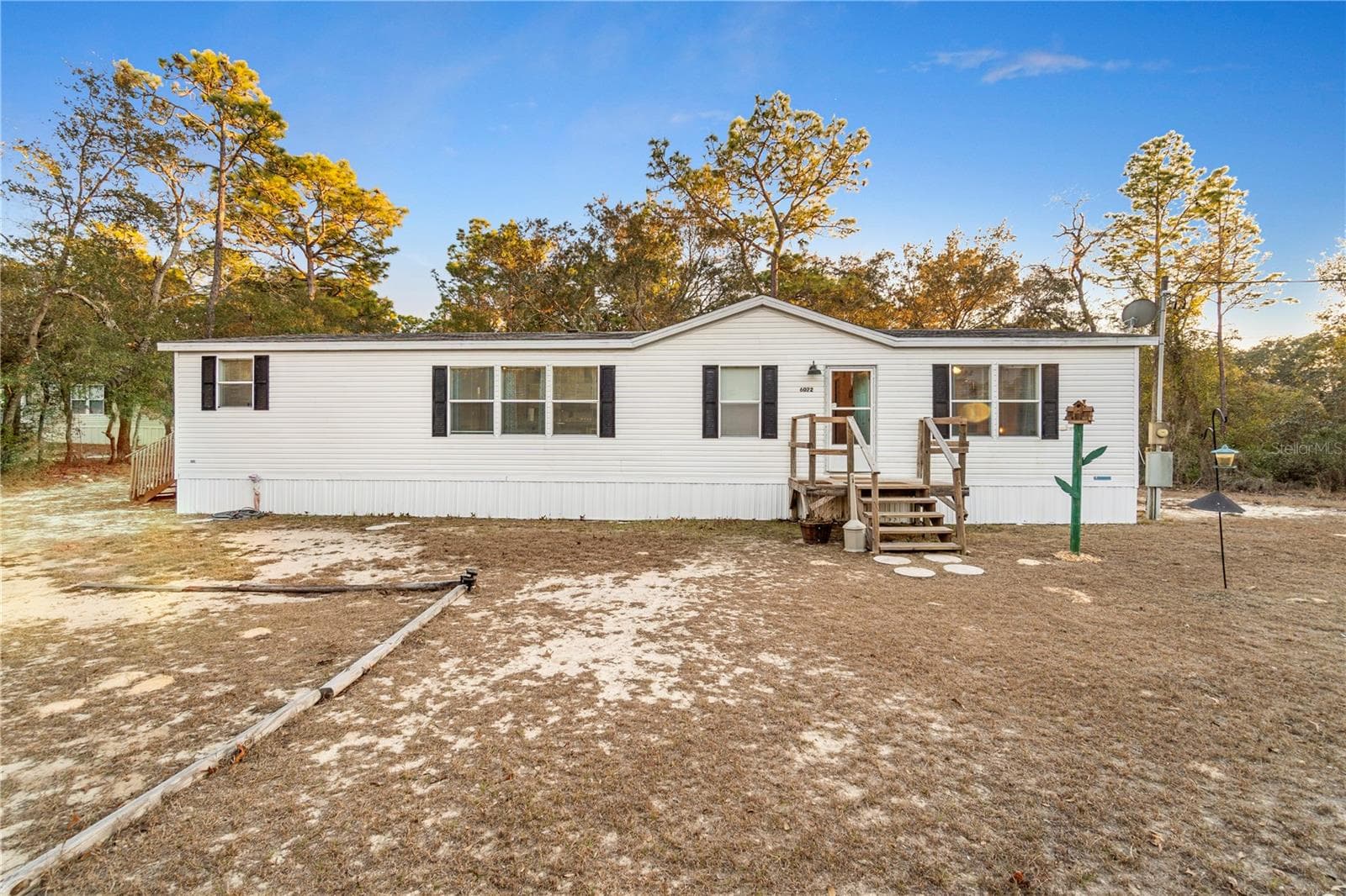 Manufactured Home at 6072 W PATRIOT ST, HOMOSASSA, photo 2 of 49