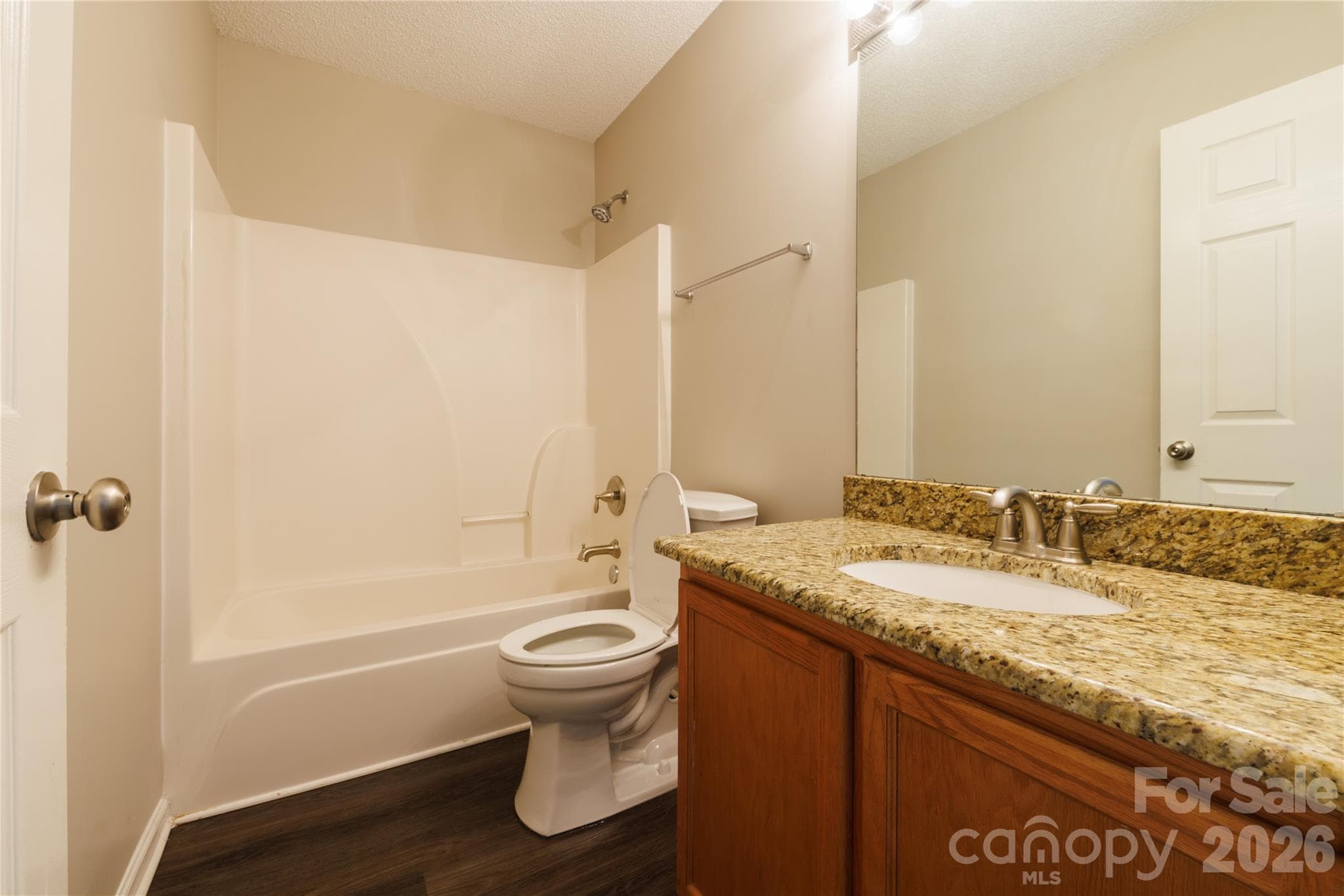 Single Family Residence at 3208 Lasalle Street, Charlotte, photo 9 of 14