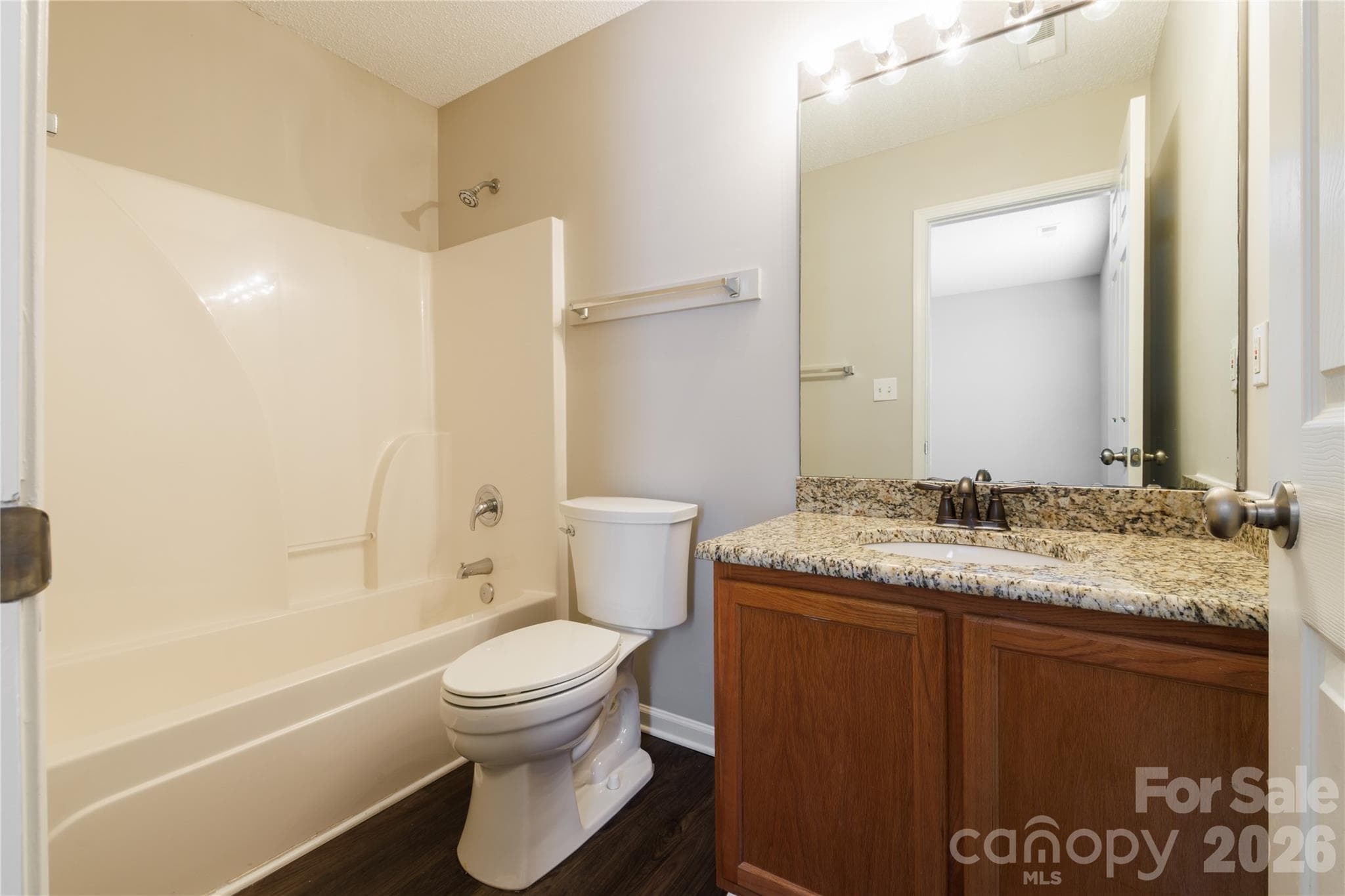Single Family Residence at 3208 Lasalle Street, Charlotte, photo 12 of 14