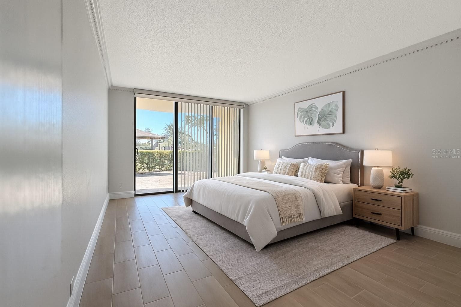 Virtually Staged - 100 OAKMONT LN #101, BELLEAIR