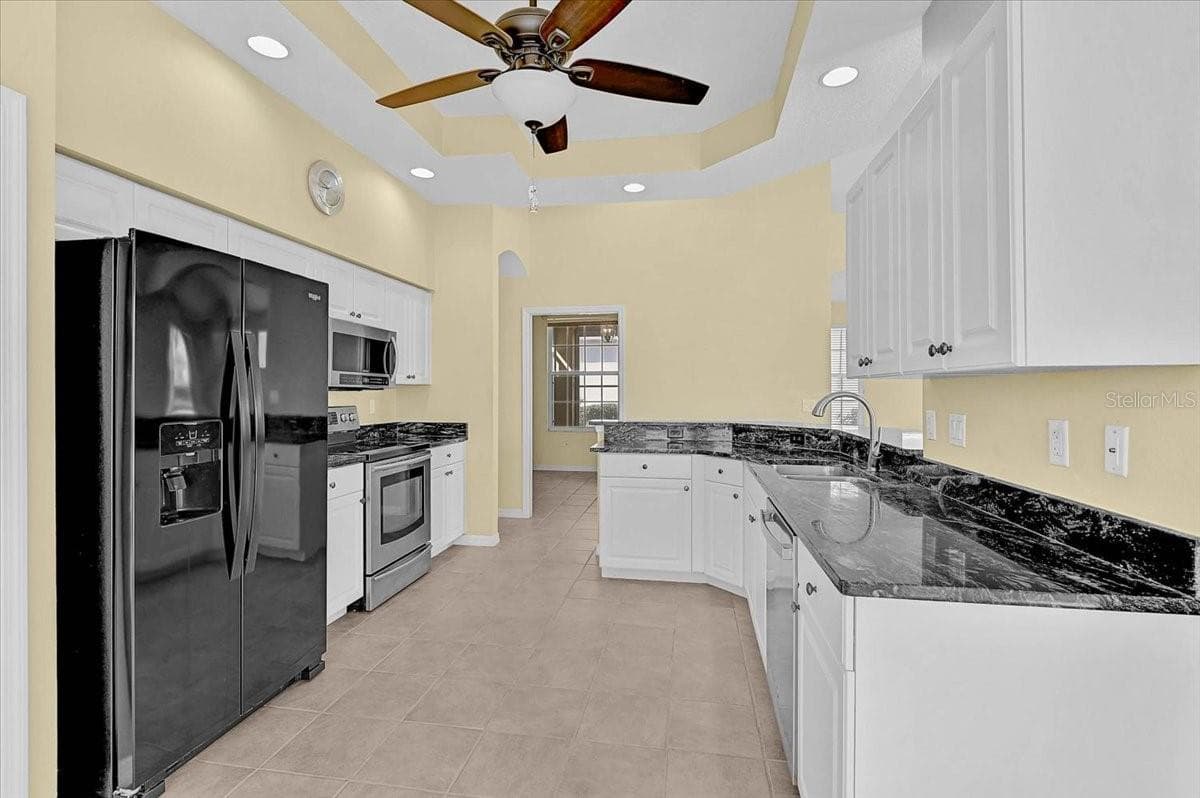 Single Family Residence at 4031 CADDIE DR E, BRADENTON, photo 8 of 47