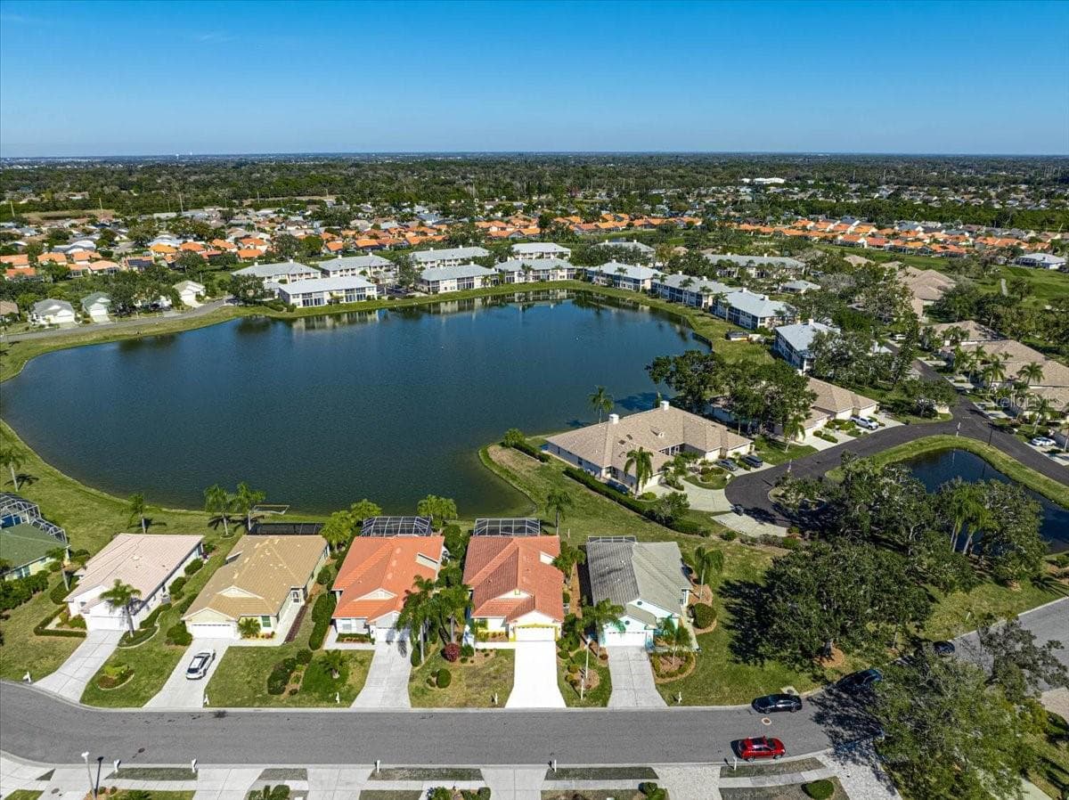 Single Family Residence at 4031 CADDIE DR E, BRADENTON, photo 41 of 47
