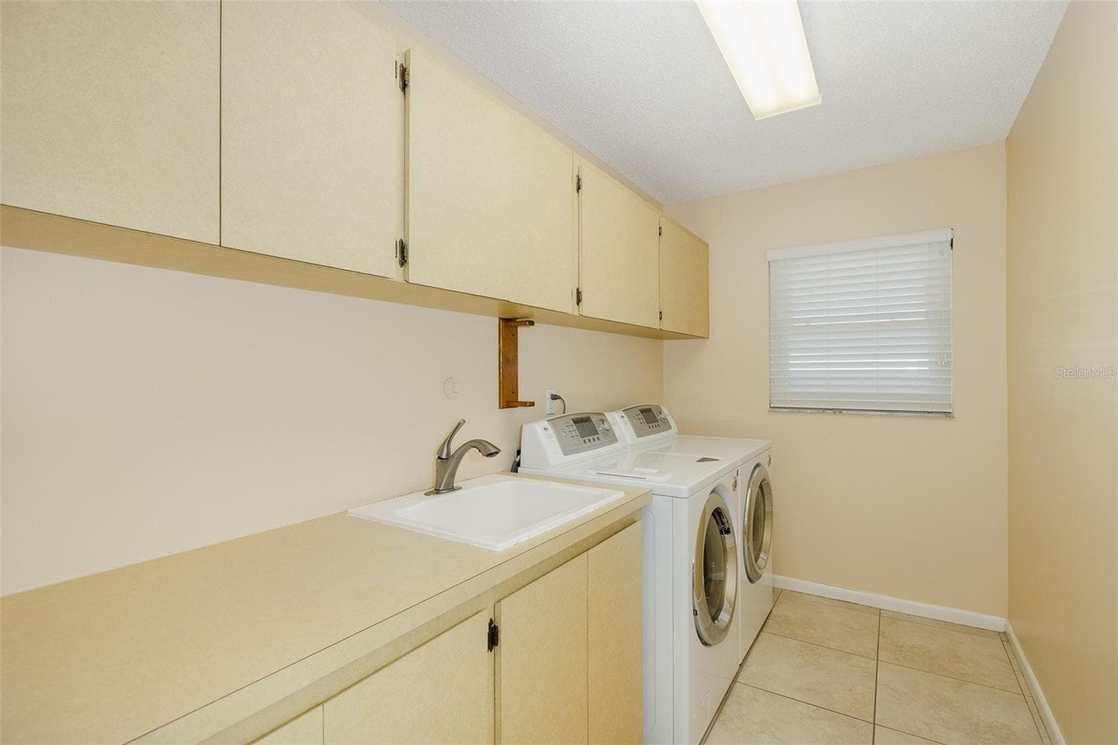 inside Laundry Room - 2721 NORTHRIDGE DR E, CLEARWATER