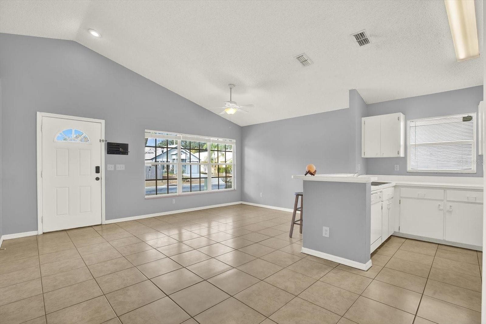 Single Family Residence at 1618 CITRUS ORCHARD WAY, VALRICO, photo 10 of 29