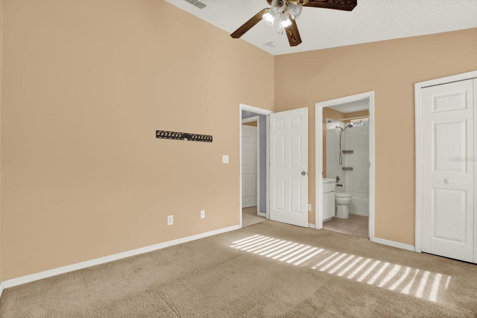 Single Family Residence at 1618 CITRUS ORCHARD WAY, VALRICO, photo 12 of 29