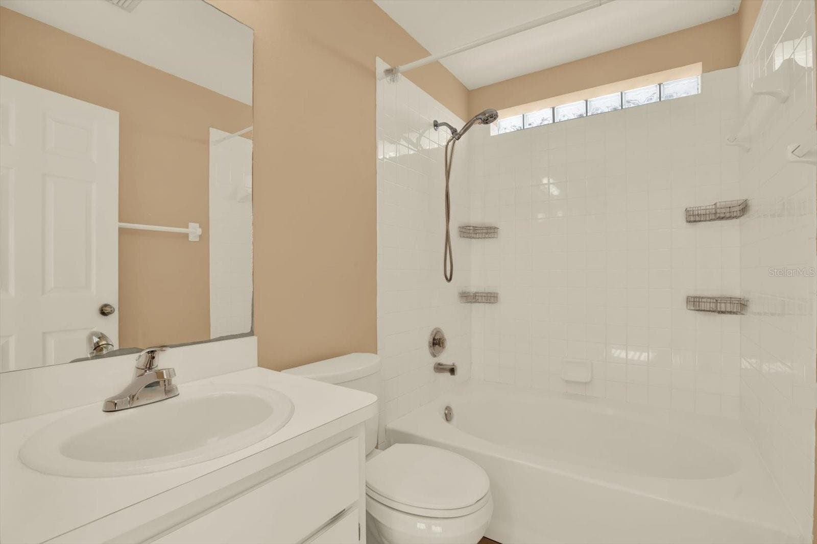 Single Family Residence at 1618 CITRUS ORCHARD WAY, VALRICO, photo 13 of 29