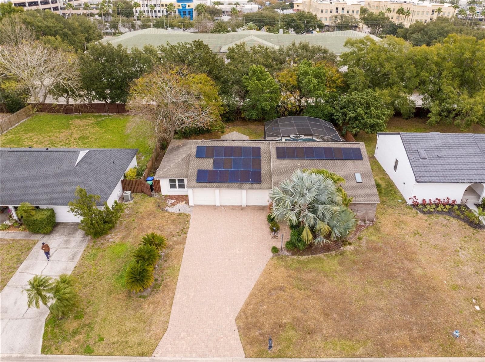 Single Family Residence at 6013 CRYSTAL VIEW DR, ORLANDO, photo 3 of 81