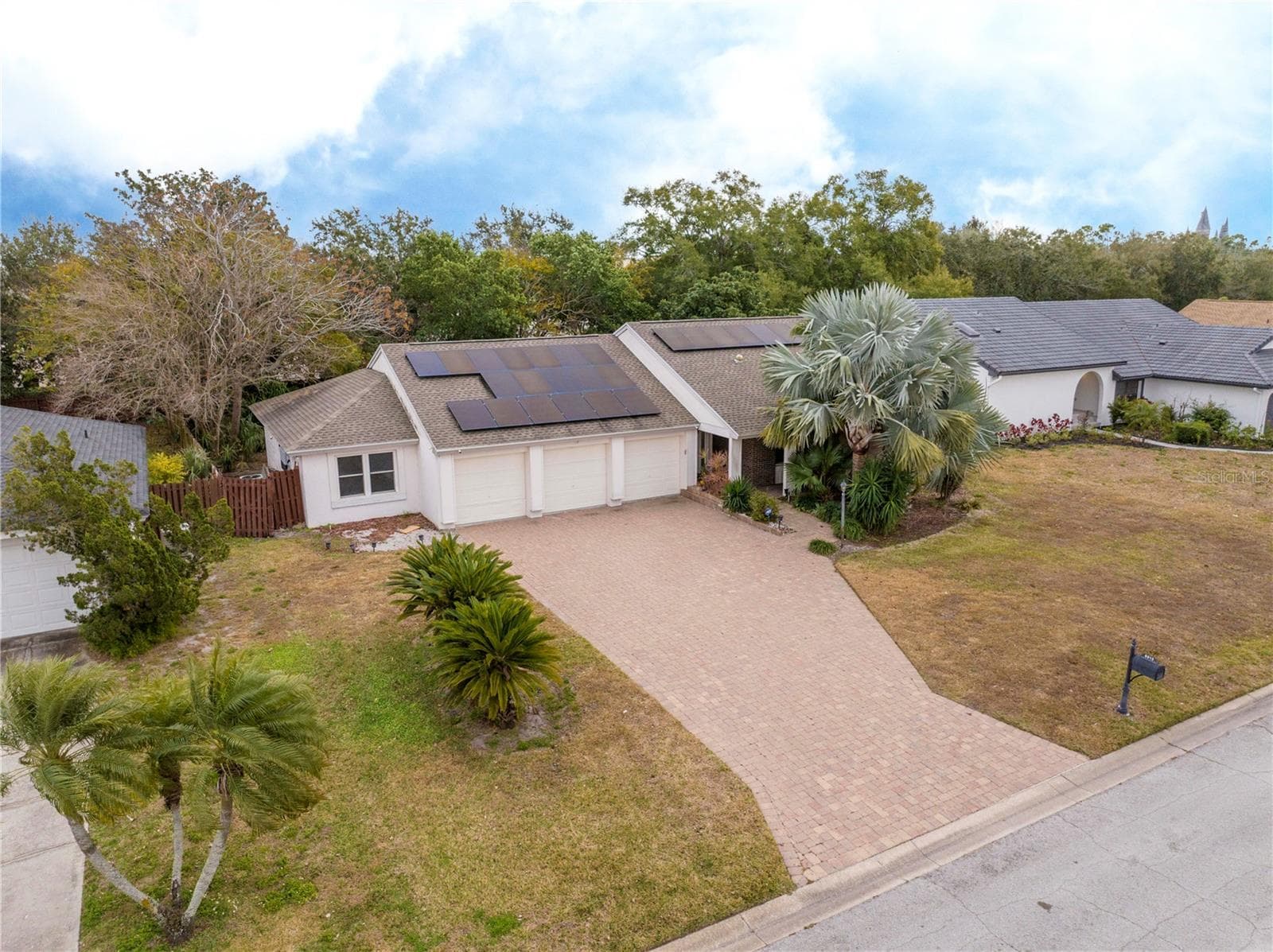 Single Family Residence at 6013 CRYSTAL VIEW DR, ORLANDO, photo 9 of 81