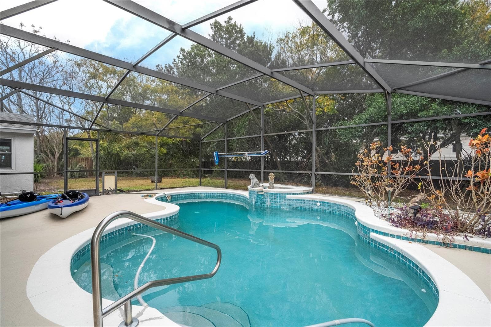 Single Family Residence at 6013 CRYSTAL VIEW DR, ORLANDO, photo 19 of 81