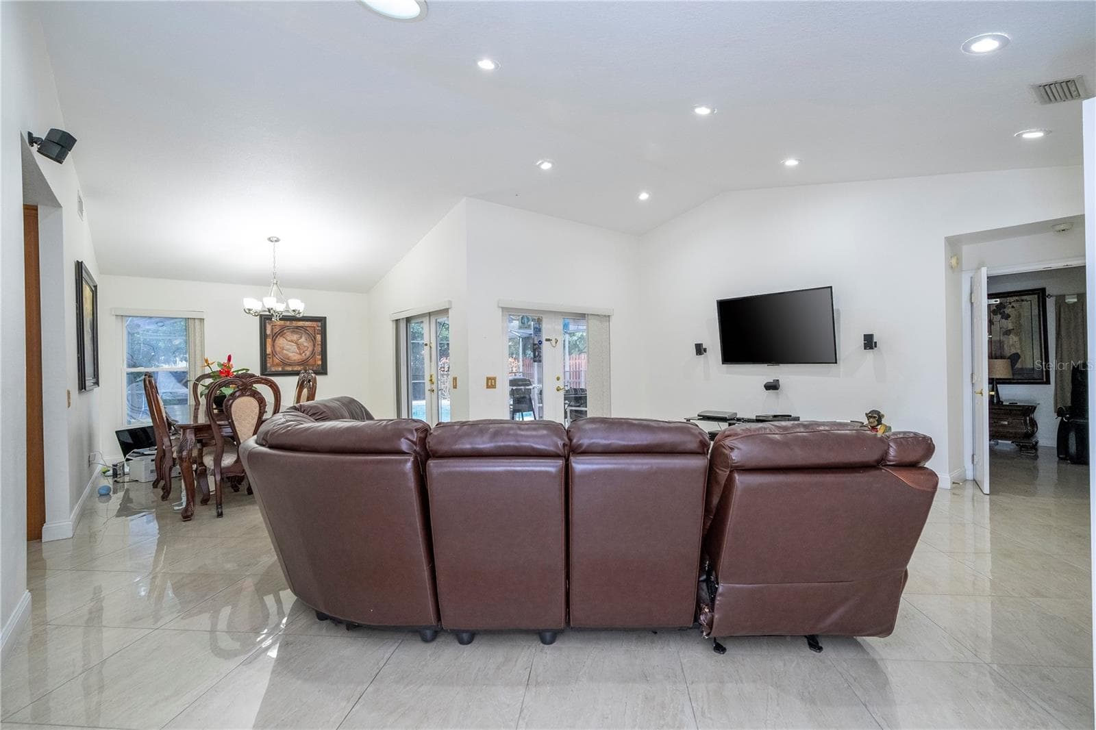 Single Family Residence at 6013 CRYSTAL VIEW DR, ORLANDO, photo 24 of 81