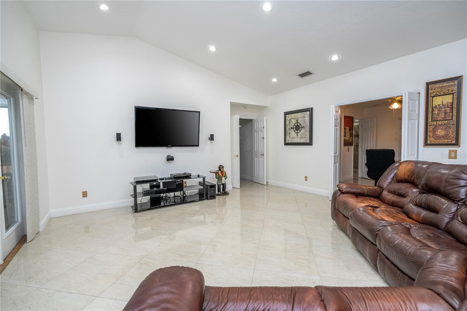Single Family Residence at 6013 CRYSTAL VIEW DR, ORLANDO, photo 28 of 81