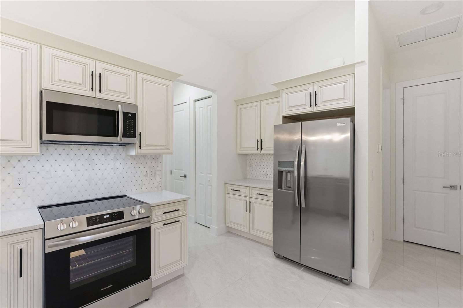 Single Family Residence at 1466 DEWITT ST, PORT CHARLOTTE, photo 10 of 32