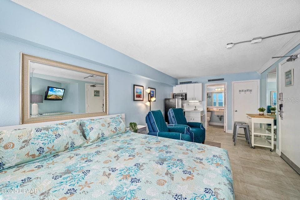 Condo - Hotel at 2301 S ATLANTIC AVE #201, DAYTONA BEACH, photo 9 of 34