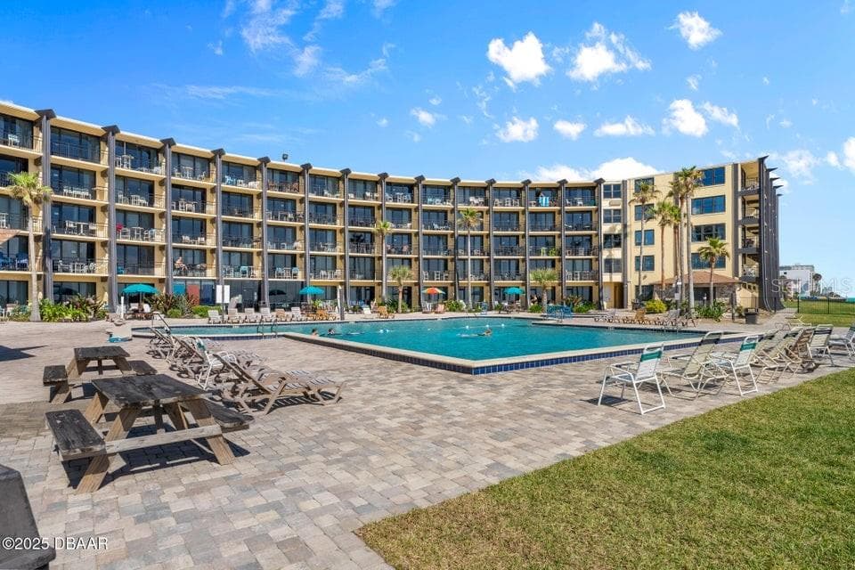 Condo - Hotel at 2301 S ATLANTIC AVE #201, DAYTONA BEACH, photo 34 of 34