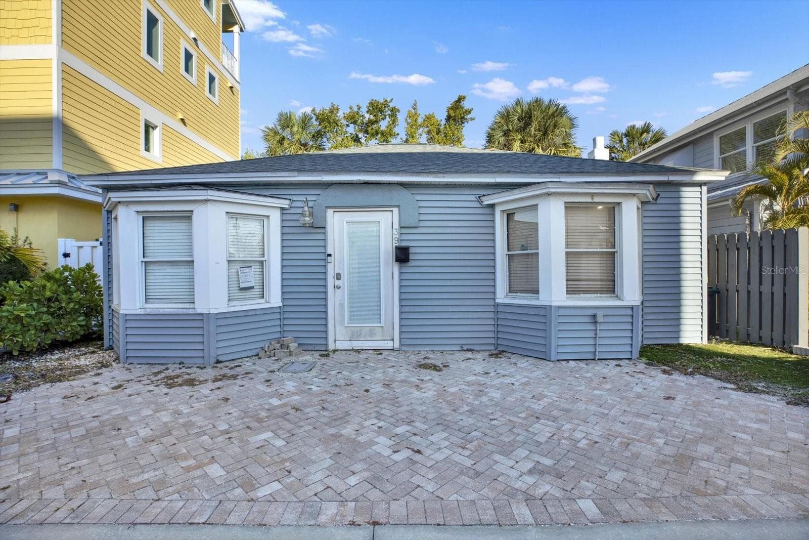 Front Exterior - 39 181ST AVE W, REDINGTON SHORES