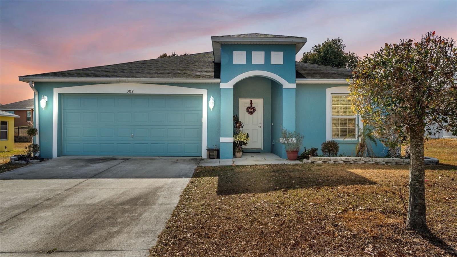 302 BROOKSHIRE DR