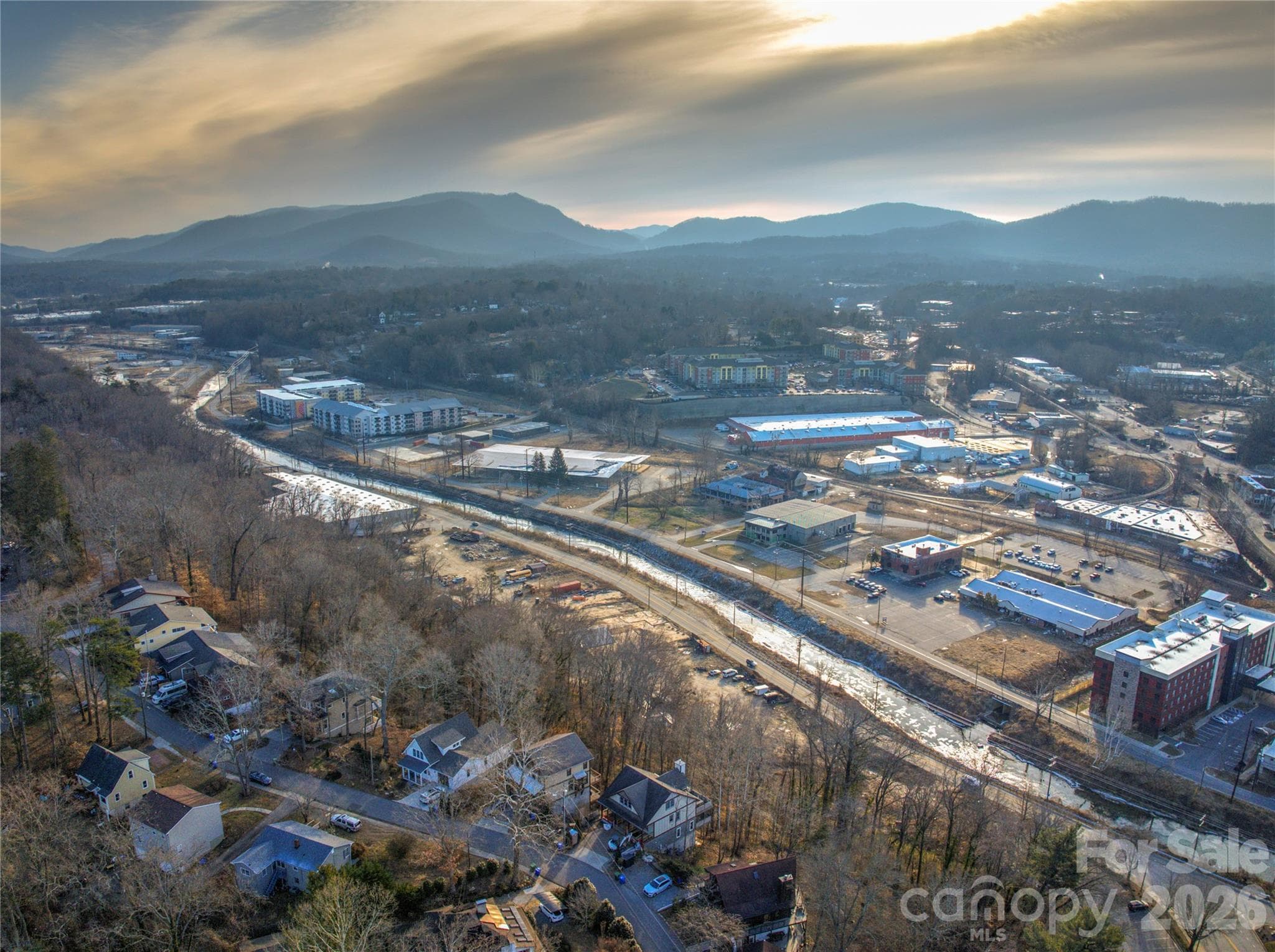 Condominium at Asheville, photo 2 of 29