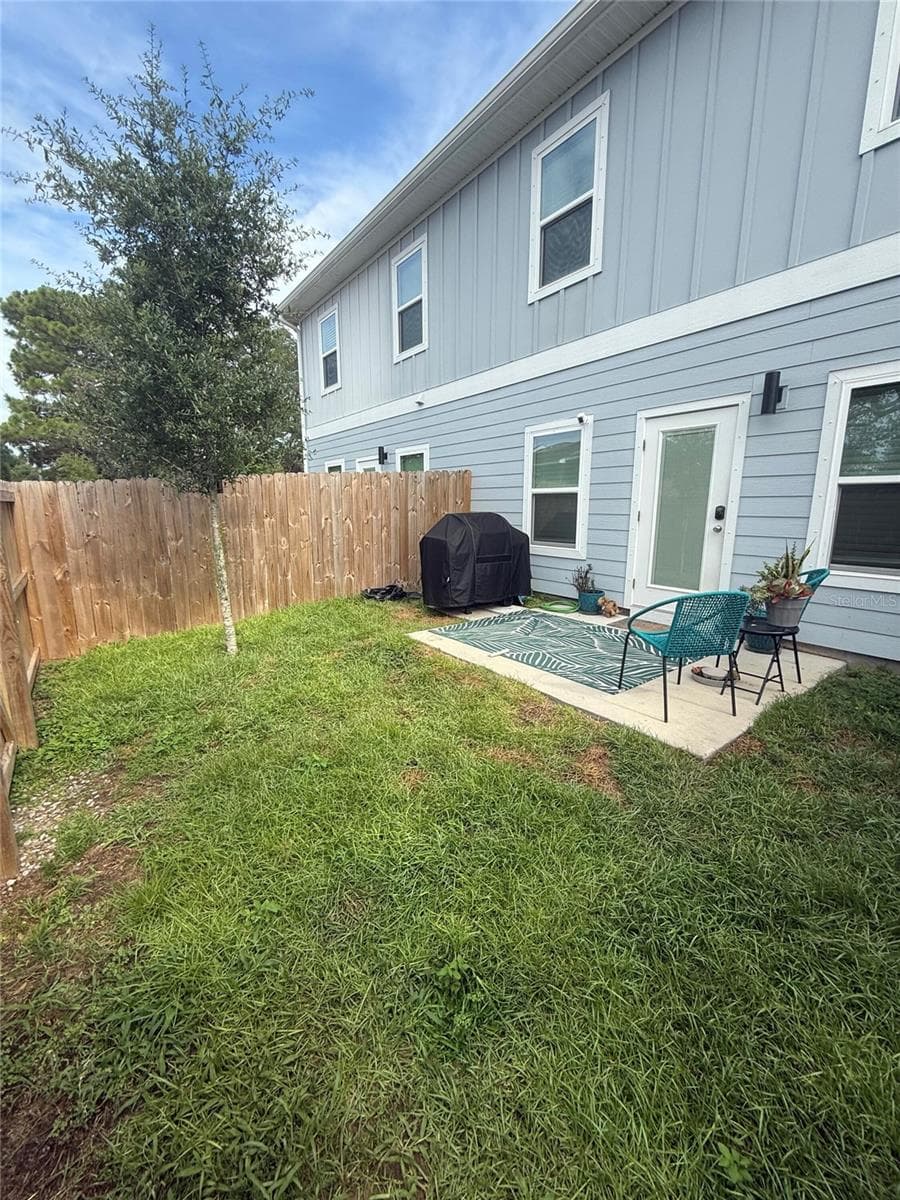 Townhouse at 105 PENTECOST WAY, FORT WALTON BEACH, photo 2 of 17