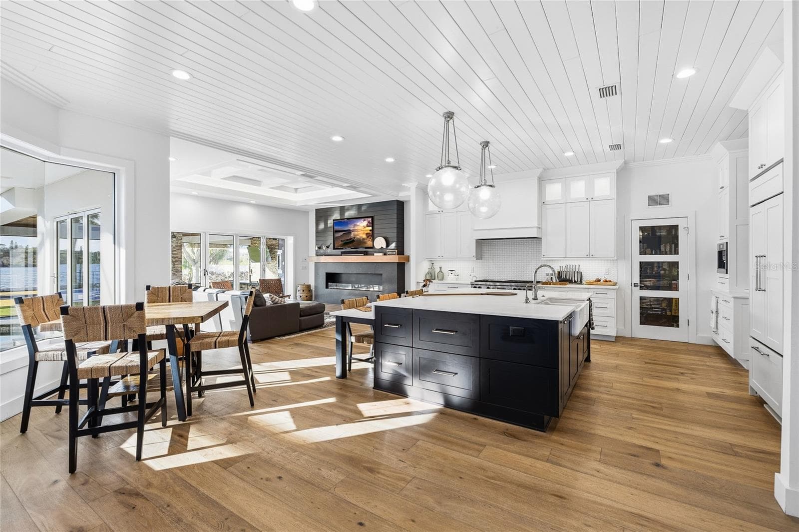 Single Family Residence at 951 S BAYSHORE BLVD, SAFETY HARBOR, photo 17 of 97