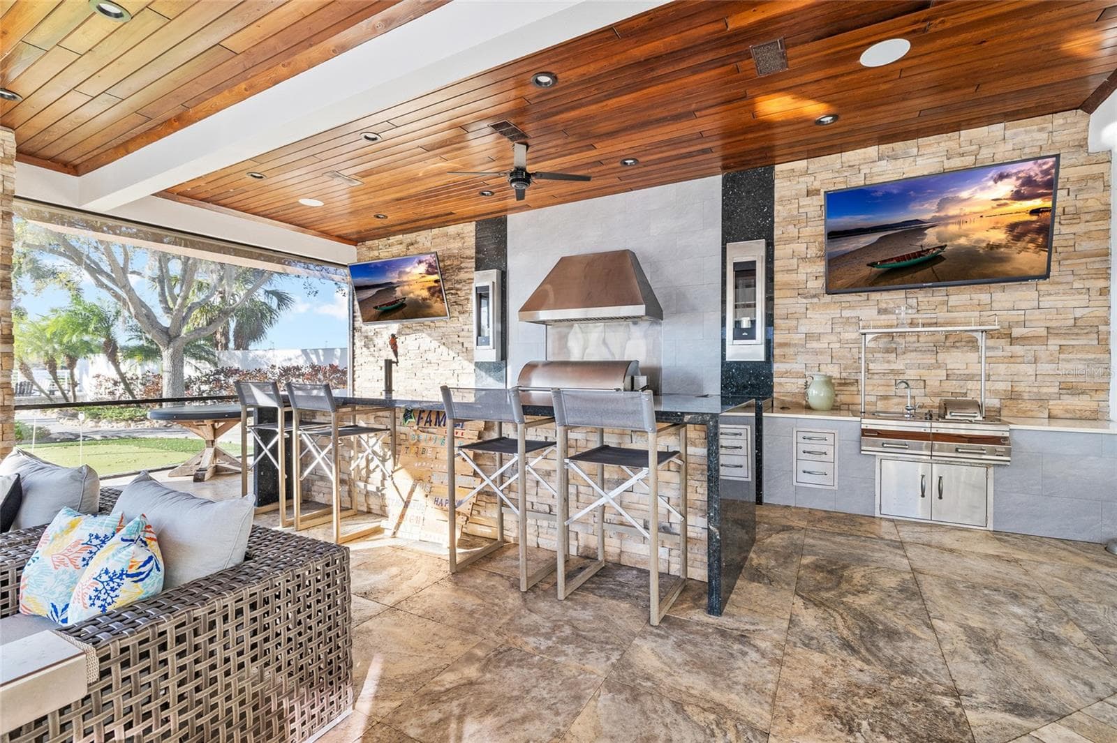 Single Family Residence at 951 S BAYSHORE BLVD, SAFETY HARBOR, photo 31 of 97