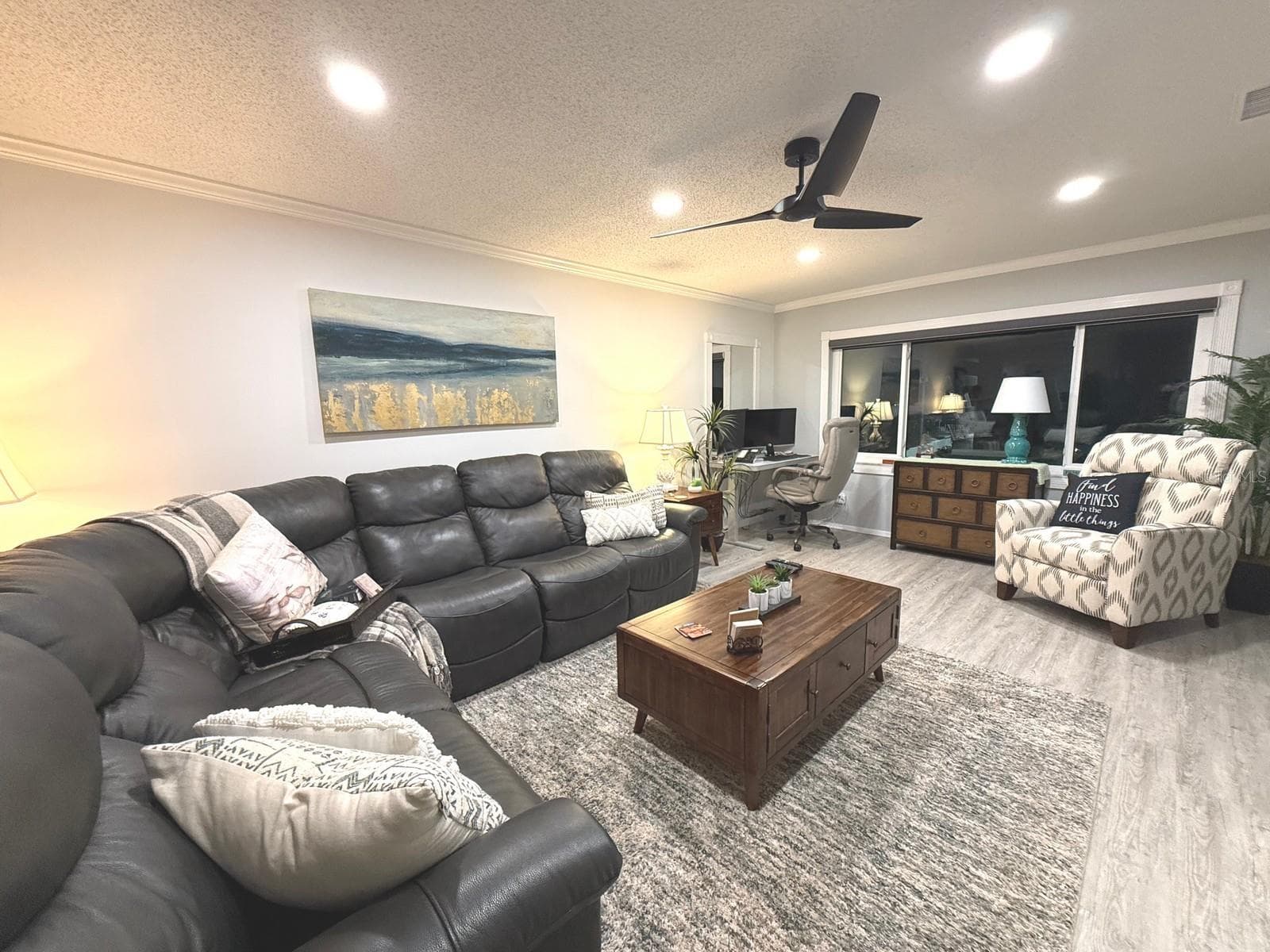 Beautifully UPDATED - 100 BLUFF VIEW DR #317A, BELLEAIR BLUFFS