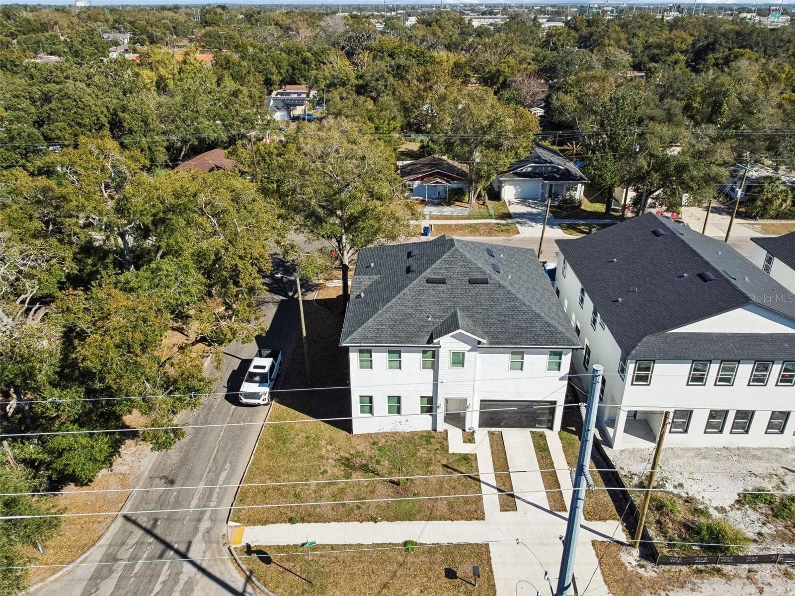 Duplex at 2801 E 19TH AVE, TAMPA, photo 24 of 32